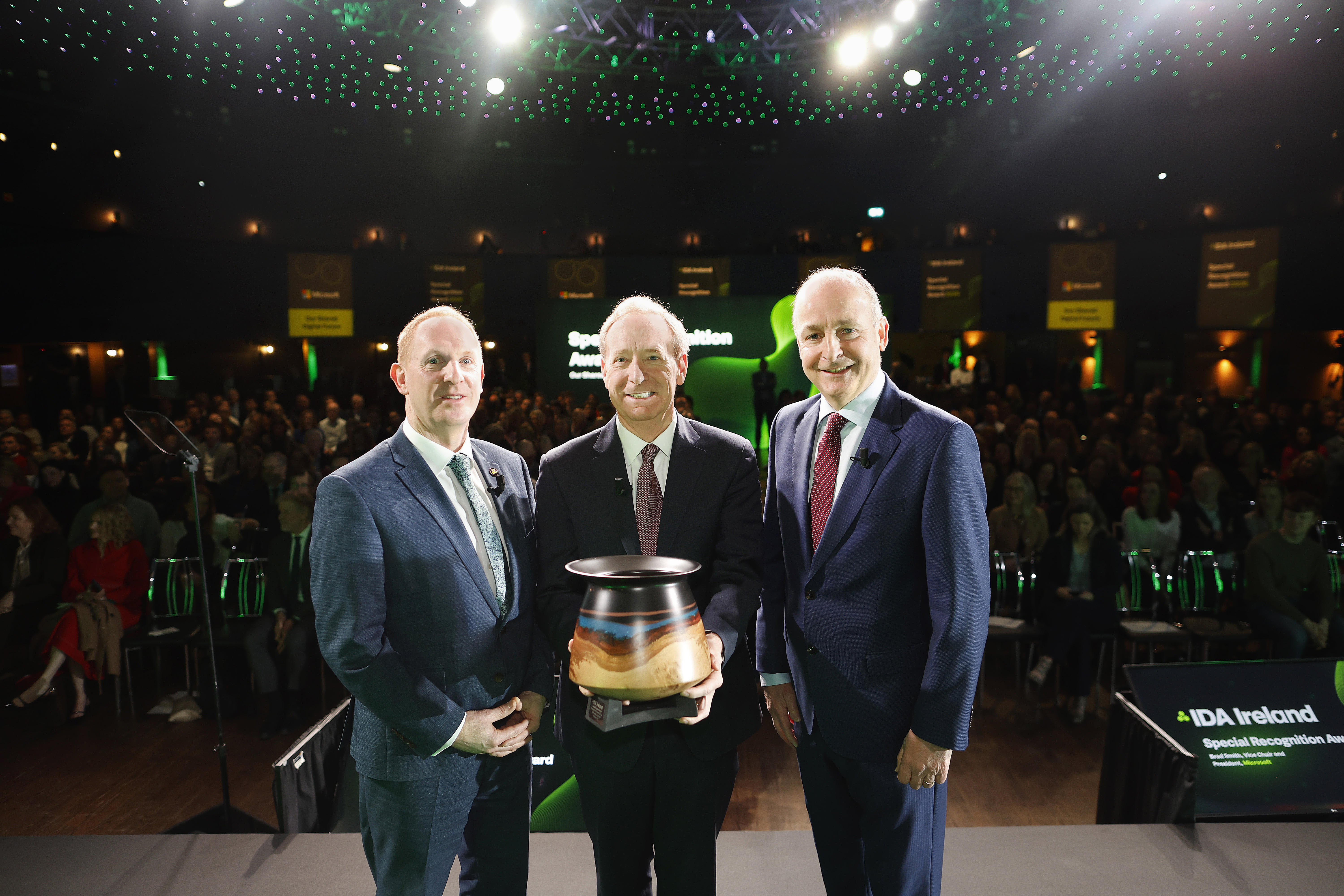 Microsoft receives IDA Ireland Special Recognition Award for 40 years of economic impact in Ireland