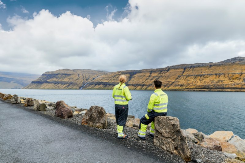 Hitachi Energy announces €4 million investment into new Service Center in Dublin to strengthen Ireland’s grid resilience